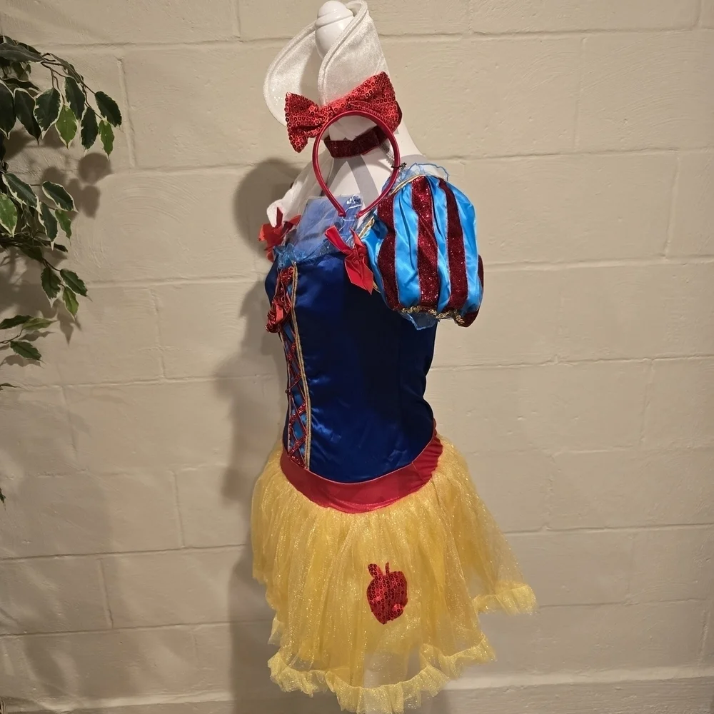 Disney JR Ladies Snow White 6 PIECE Costume Medium 7 - 9 Cosplay Halloween New.